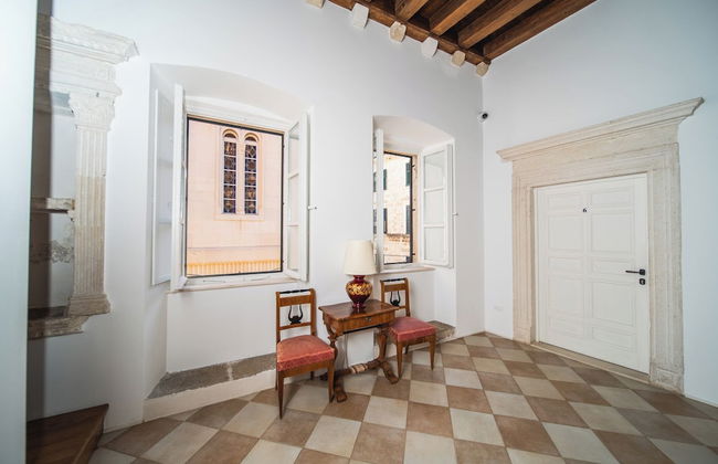 SUNce Palace Apartments with free offsite parking - Foto 41