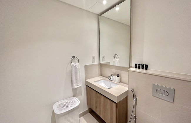 Luxurious 2B in Downtown Views With Dubai Mall Access - Photo 31