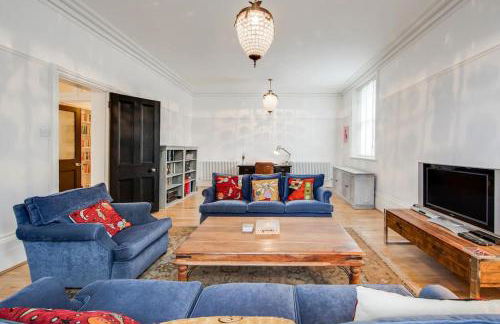 Princes Villa - large fully Self Contained Flat, 5 minutes from the sea - Foto 7