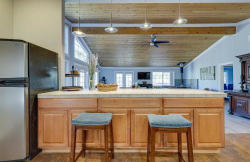 Peaceful Lower Lake Home about 5 Mi to Clear Lake! - Foto 9