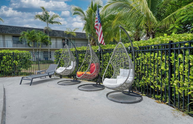 Riverwatch Apartments by Lowkl - Photo 48