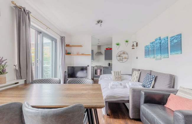 Bright 2 Bedroom Flat in Lambeth With Balcony - Foto 18