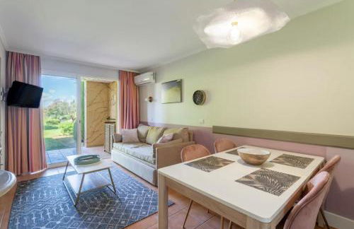 Hôtel du Golf de Pont Royal - appartement paisible rez de jardin - terrasse & piscine - Foto 18