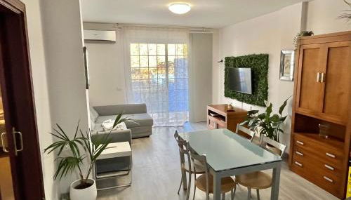 Apartamento a pie de playa con una amplia terraza - Foto 2