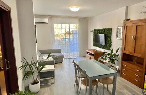 Apartamento a pie de playa con una amplia terraza - Foto 2