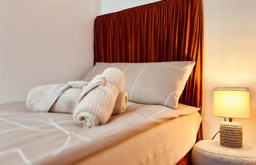 Elysian Apartment - 2 Parkplätze - 1min Bus & Bahn - St-Elisabeth Krankenhaus - Lindenthaler Tierpark - Neu Renoviert & Perfekte Lage - Photo 13