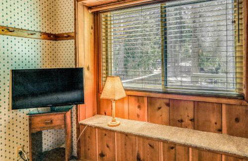 3 Mi to Shaver Lake Cozy Bears Hideaway Cabin! - Foto 6