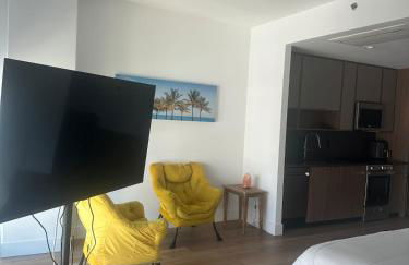 Bright, Modern Studio in White Plans - Foto 31