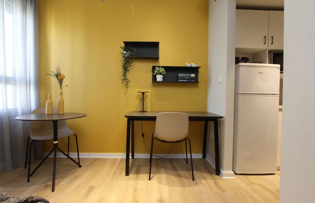 Solo STU apt TAU By Sea N Rent - C Bldg. - Foto 5