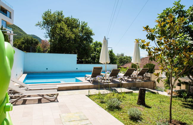 1-bed Large Apartment in Tivat Swiming Pool - Foto 16