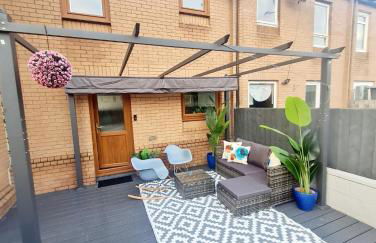 Bright 3BR walking distance to town - FREE parking - Foto 18