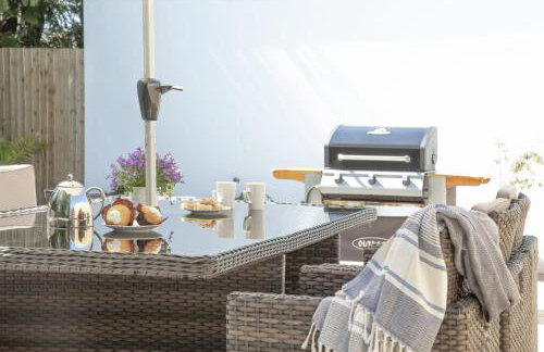 Bridge Apartment - Free Parking & WiFi - Near Perranporth Beach - Foto 25