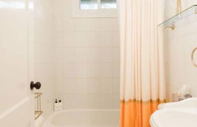 Twin Cabin I - Hot Tub Firepit Hiking Retreat - Foto 23