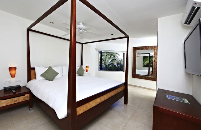 Sandos Caracol Nature Resort & Water Park All Inclusive - Photo 8