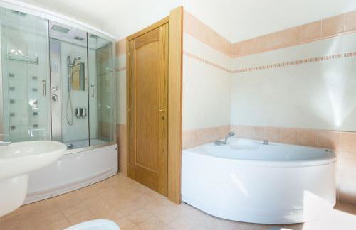 villa between lake and mountains - Foto 12