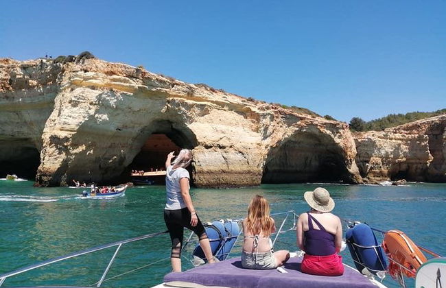 Yate privado de día completo desde lagos con bebidas, tapas, tablas de paddle y kayak. - Foto 5