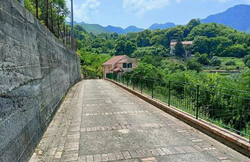 VILLA VICINUS - 120 mq - parking - garden - Foto 5