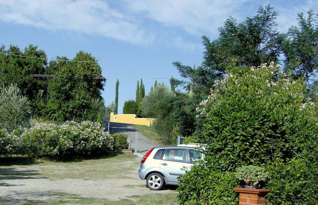 Sunlit Home With Pool - Foto 36