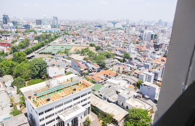 Central Jakarta Minimalist Studio Apartment at Elpis Residence - Foto 19