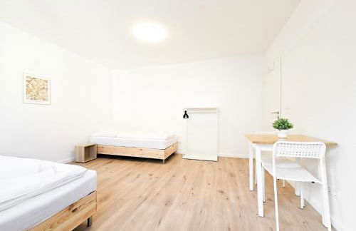 Tolstov Apartments - Monteurwohnungen mit 3 Zimmern , Balkon und Parkplatz - Photo 16