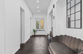 Iller Homes Memmingen - Moderne Fewos mit Terrasse für bis zu 7 Pers mit Parkplätzen - Foto 13