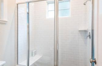 Discover the Riverwalk from New Craftsman Family Home - Foto 23