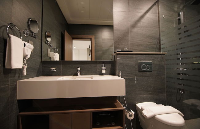 Abar Hotel Apartments - Photo 37