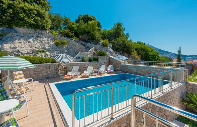 Villa Borna Apartments - Photo 38