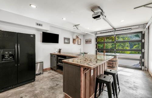 Spacious Serene Cabin Sleep 14 Pool Hot Tub Games - Foto 32