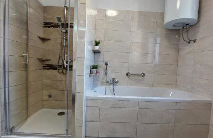 Villa Amoena with Pool and Sauna - Foto 13