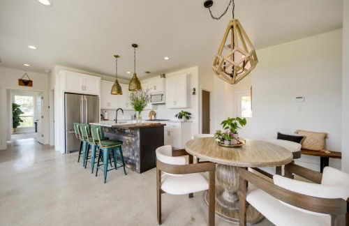 Chic House in Spring Branch with Lush Outdoor Space! - Foto 13