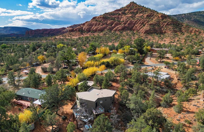 Cathedral View by Avantstay Pool Table + Hot Tub - Photo 50