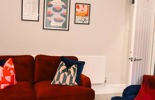 Spacious Stylish Home with FREE Parking 10 Mins to Manchester Centre & AO Arena Ideal for Groups & Long Stays - Foto 6