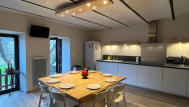 Spacious town house in the center of le Bourg d'Oisans - Photo 2