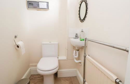 Bryn Howell Stables - Photo 13