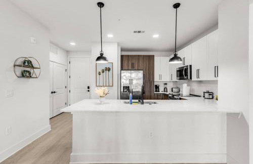 2BR Sunspot Poolside Living in Apollo Beach - Foto 6