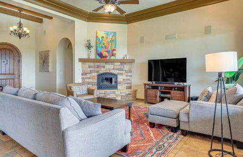 Las Cruces Home with Mountain Views and Private Pool! - Foto 2