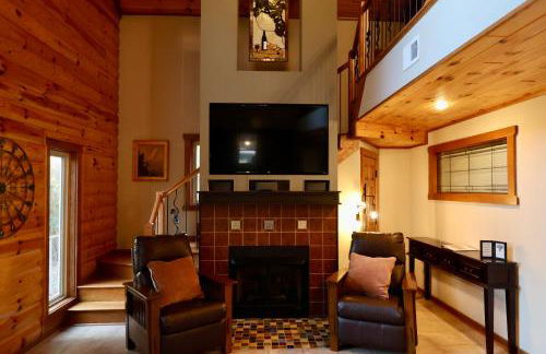 Hidden Hillside Retreat - A Secluded Modern Cabin - Foto 20