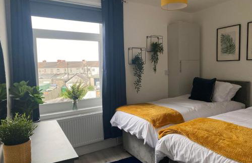 The Retreats 1 Kenfig Hill Pet Friendly 2 Bedroom Flat with King Size bed twin beds and sofa bed sleeps up to 5 people - Foto 16