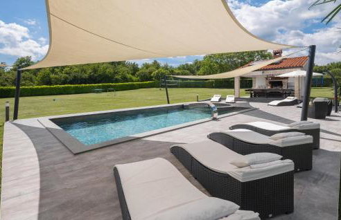 Gorgeous Home In Sumber With Sauna - Foto 8