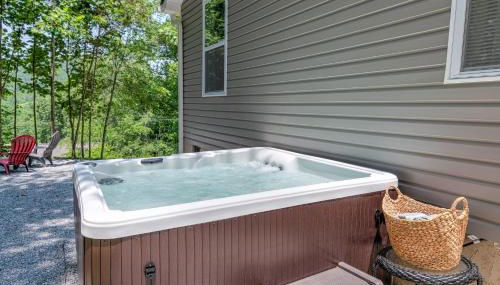 Rustic Chic Mountain Home 15 min from DT Asheville - Foto 2