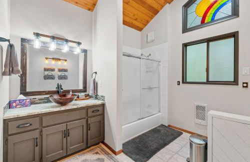 Alpine Cabin - Photo 18