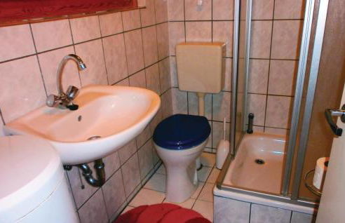 1 Bedroom Gorgeous Home In Hohe Düne - Foto 5