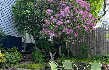 Peaceful Oasis on Munjoy Hill 1st flr 3BR parking - Foto 18