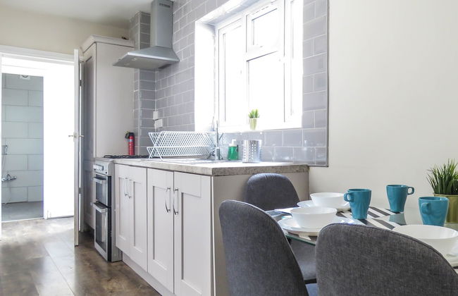 Tudors eSuites Birmingham Townhouse for Contractors - Foto 13