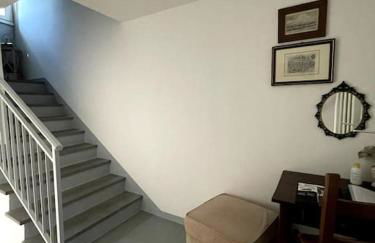 Alloggio con camino nel borgo del castello - Foto 9