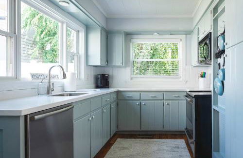 Stay at East Gloucester - Photo 6