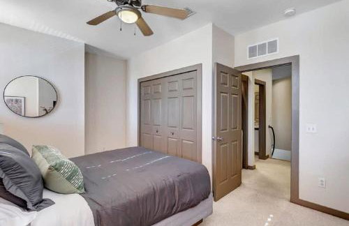 Modern, Insta-Worthy 2B Townhome in Walkable Springfield! - Photo 16