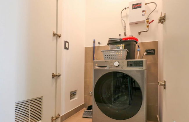 w Modern 1BR in San Isidro - Photo 17