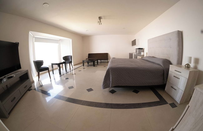 Room-17, Suite for two People - Photo 6